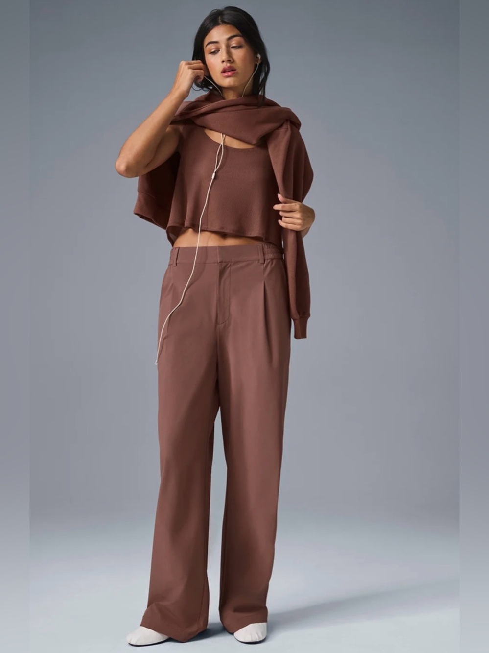 Alo Wide-Leg High Waist Pursuit Trousers in Hazelnut Brown